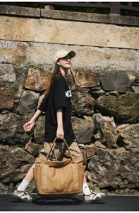 Casual canvas tote bag for women, large capacity shoulder bag, stylish daily handbag.