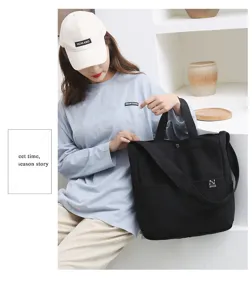 Black canvas tote bag for women, casual Japanese style shoulder bag with multi pockets.