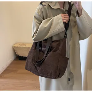Corduroy shoulder bag for women, large capacity casual tote bag, vintage commuter daily purse.