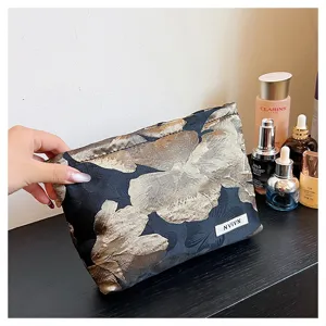 Floral jacquard cosmetic bag elegant makeup pouch large capacity clutch travel organizer