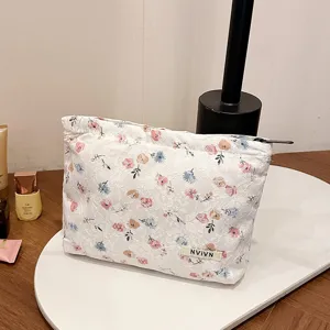 Large capacity floral lace cosmetic bag, portable minimalist makeup storage pouch for women.