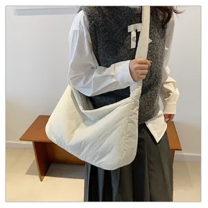 Casual large capacity white padded shoulder bag, Korean style fashion crossbody bag for women.