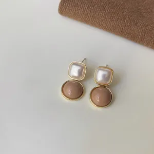 Maillard Stil braune Ohrringe französisches Vintage-Design Perlen Harz Ohrstecker Schmuck