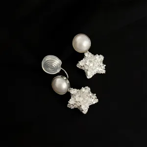 Perlen Kristall Stern Ohrclip, platinbeschichtet, Schmuck ohne Ohrloch für Damen.
