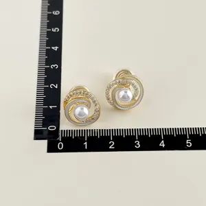 Elegante 18K vergoldete Spiral Perlen Ohrclips, komfortable Ohrringe ohne Ohrloch.