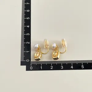 Galvanisierte 18K Gold Perle Clip-Ohrringe, schmerzfreie Ohrringe ohne Ohrlöcher Schmuck.