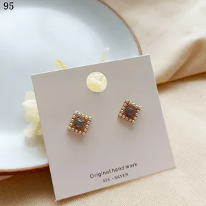 Eleganti orecchini a perno quadrati con perle, gioielli vintage in argento 925 per donne.