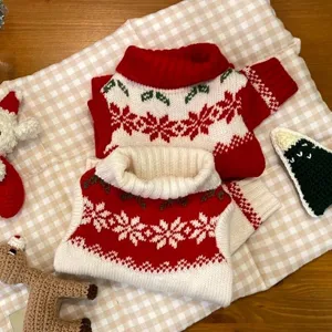 Maglione di Natale lavorato a maglia per animali domestici, caldo dolcevita per cani.
