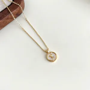Filigrane 18K vergoldete Perlmutt Rose Anhänger Halskette, elegante Damenkette Schmuck.