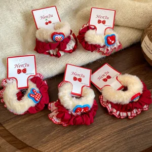 Juego de Gomas de Pelo Dulces Estilo Coreano Tela Peluche Encaje Cuadros Rojos Oso Conejo Corazón 3 Piezas