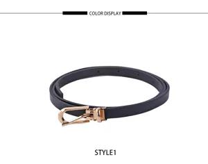 Vue détaillée de la ceinture fine pour femme en cuir PU noir avec boucle dorée élégante.