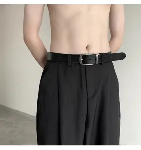 Classic men's black leather belt with silver pin buckle, versatile accessory for business casual.