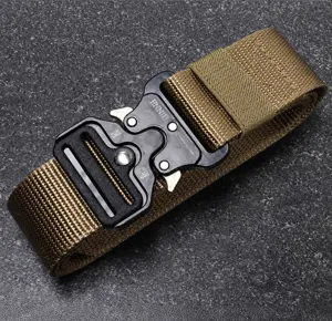 Ceinture tactique en toile pour homme avec boucle en métal, sangle en nylon durable pour lextérieur.
