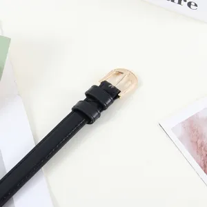 Ceinture en cuir pour femme élégante et minimaliste avec boucle dorée pour jean vue principale