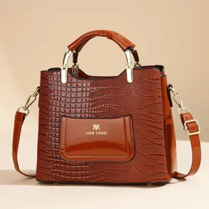 Stylish brown PU leather crocodile pattern women handbag with shoulder strap and handles
