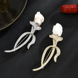 Baroque Freshwater Pearl Tulip Brooch Elegant Rhinestone Copper Pin Fashion Clothing Accessories Jewelry Gift For Women