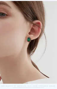 pendientes de tuerca ovalados de piedra verde vintage joyas de lujo elegantes mujer fiesta