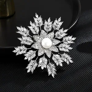 Copper Micro-Inset Rhinestone Natural Freshwater Pearl Snowflake Brooch Anti-Glare Pin Fashion Jewelry Women Gift