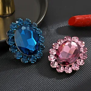 Broche en Cristal de Luxe Léger Français Élégant Femmes Reine Corsage Cuivre Zirconia Mode Costume Veste Épingle Bijoux Cadeau