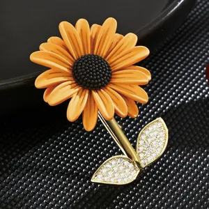 Sweet Fashion Sunflower Brooch Pin Copper Alloy Rhinestone Zircon Enamel Plant Brooches Jewelry Accessories For Women