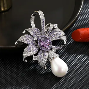 Luxury Copper Zircon Artificial Pearl Floral Brooch Elegant Purple Gemstone Coat Pin Women Fashion Jewelry Gift
