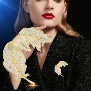 Elegant crystal leaf brooch pin for women luxury gold tone rhinestone lapel pin accessories