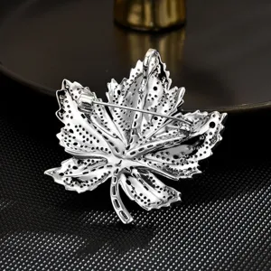 Silver maple leaf brooch pin exquisite luxury elegant suit coat fashion accessory
