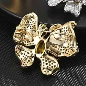 Gold butterfly brooch crystal zircon luxury corsage pin elegant women fashion jewelry accessory