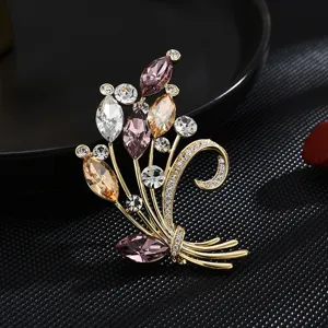 Gold Plated Copper Bouquet Brooch For Women Elegant Zirconia Flower Brooch Fashion Clothing Accessories Jewelry For Banquet Party
