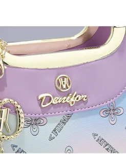 Gros plan détail sac à main femme dégradé, élégant sac épaule en cuir PU avec métal.