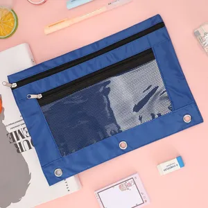 Pochette de document 3 anneaux en tissu Oxford bleu vue de détail avec fenêtre filet et zips.