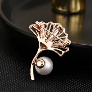 Elegant ginkgo leaf pearl brooch rose gold tone fashion coat pin ladies jewelry accessory