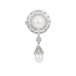 Elegant vintage court style freshwater pearl brooch with sparkling zircon, luxury jewelry pin.