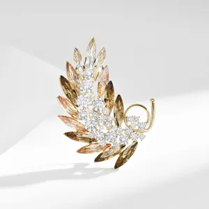 Elegant feather crystal brooch pin for women, luxury vintage suit corsage accessories
