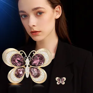 Crystal butterfly brooch for women, luxury gold fashion rhinestone coat lapel pin jewelry