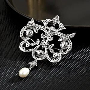 Exquisite European court style freshwater pearl brooch luxury silver pin for women elegance gift