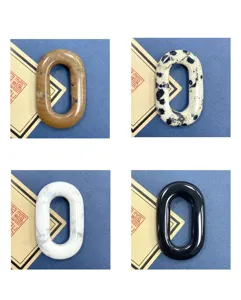 Detailansicht ovaler Schmuckverbinder aus Naturstein, ideal für DIY-Ketten und Accessoires.