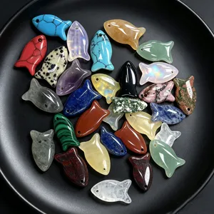 Natuursteen kleine vis hanger kristal agaat gepolijst DIY sieraden accessoire.