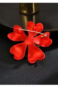 Exquisite red frosted enamel heart flower brooch pin for women suit cardigan decor.