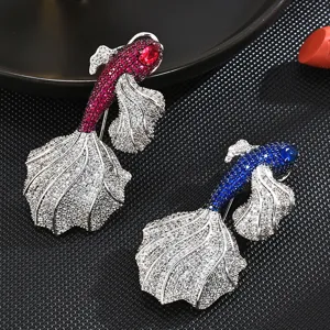 Elegant Koi Fish Rhinestone Brooch Copper Alloy Inlaid Crystal Lapel Pin Fashion Suit Coat Accessories Women Jewelry