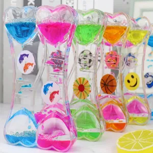 Clessidra a liquido creativa olio forma di cuore giocattolo antistress soprammobile