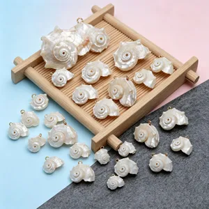 Natuurlijke schelp spiraal hanger bedels voor DIY handgemaakte ketting sieraden.