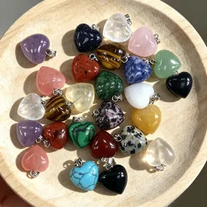 Pendente in cristallo cuore di pietra naturale collana DIY accessori di moda per gioielli