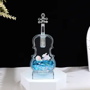 Vloeibaar acryl viool ornament met glinsterende vloeistof, bureaudecoratie cadeau variant.