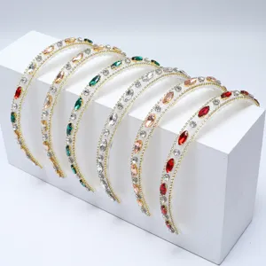 Serre-Tête Baroque Étincelant en Verre et Strass pour Femmes Bandeau Mince en Cristal Coloré Vintage Accessoires Cheveux Mariage Fête