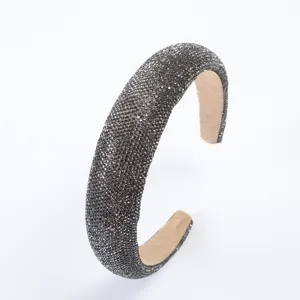 Serre-tête rembourré en strass cristal scintillant pour femmes, accessoire de mode élégant.