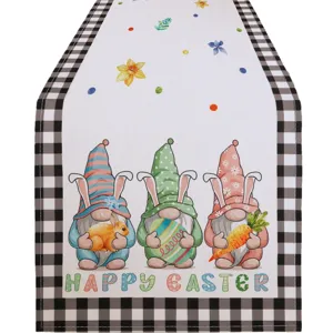 Runner da tavola di Pasqua con gnomi carini e motivo a quadri decorazione festiva.