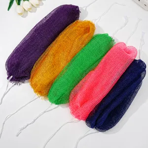 Larga esponja de baño de malla africana exfoliante corporal para una limpieza profunda diaria.