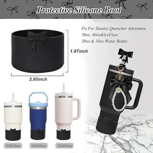 Botte de protection en silicone avec noeud mignon et couvercle de paille assorti.