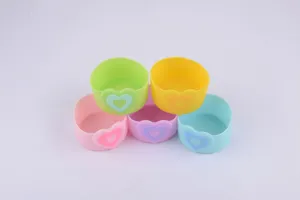 Colorful heart silicone cup sleeve detail view, showing cute design and vibrant colors.